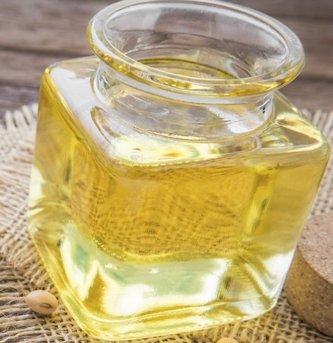 14 Raisons pour lesquelles chaque maison a besoin d'une bouteille d'huile de ricin