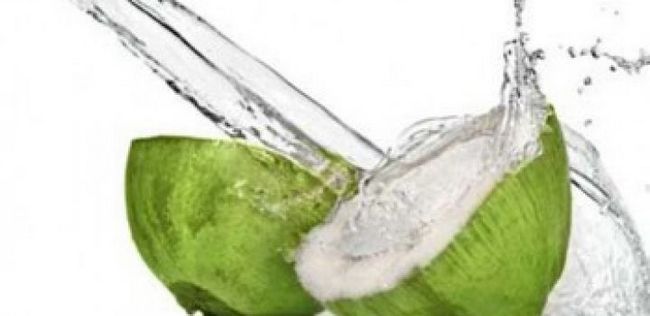 16 noix de coco avantages pour la santé de l'eau que vous devez savoir à propos de