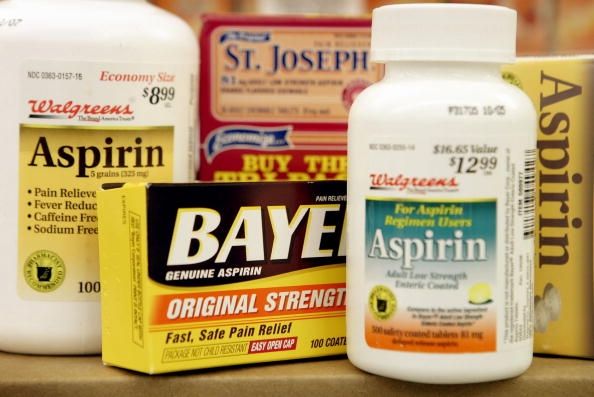 Une étude danoise a constaté que la prise d'une faible dose d'aspirine tous les jours pendant 5 ans peut réduire une personne's risk of colorectal cancer.