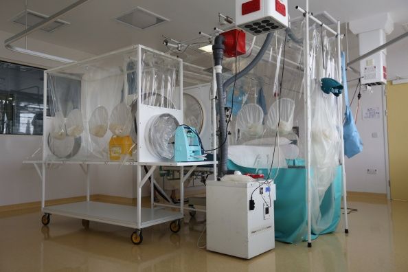 Préparatifs Ebola Virus à l'Hôpital Royal Free