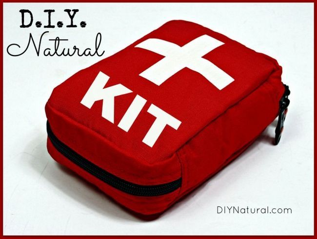 First Aid Kit bricolage