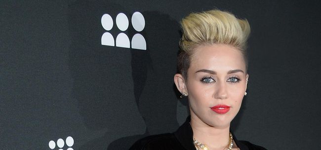 Top 10 Miley Cyrus Coiffures vous pouvez essayer