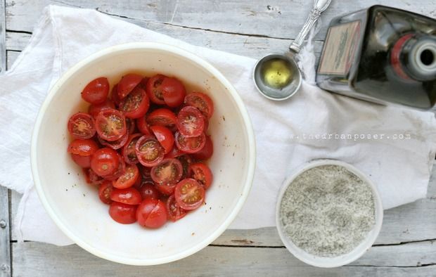 Une indulgence simple: comment faire tomates séchés au four