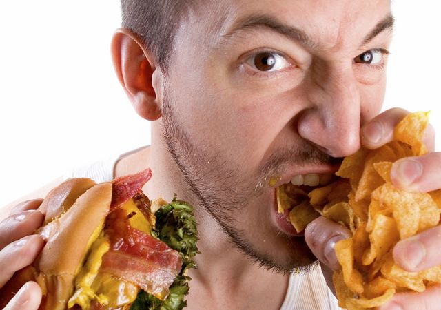 manger les mauvaises habitudes