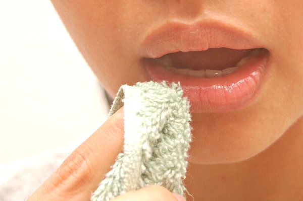 Accueil remèdes pour guérir peler les lèvres