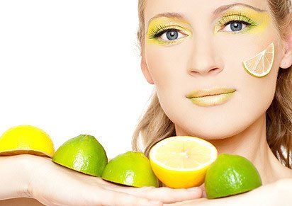 Masques pour le visage de citron maison pour la peau sèche et les marques d'acné