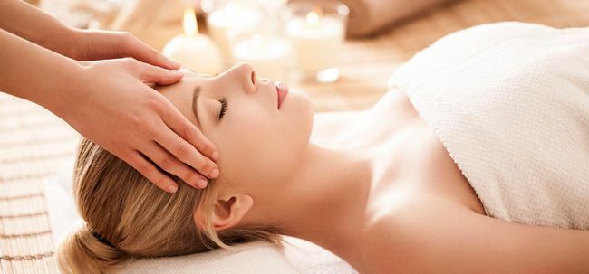 Comment fonctionne Head Massage Aide Dans la croissance des cheveux?