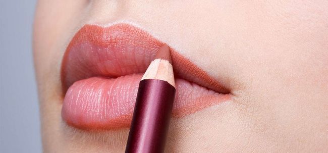 Comment appliquer Lip Liner Parfaitement?