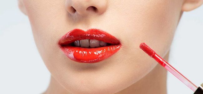 Comment appliquer Lipgloss Parfaitement - Étape par étape Tutoriel Avec Photos