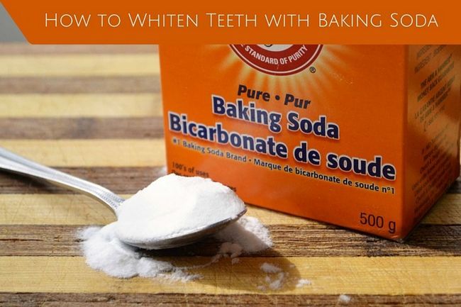 Comment blanchir les dents avec du bicarbonate de soude (7 méthodes)
