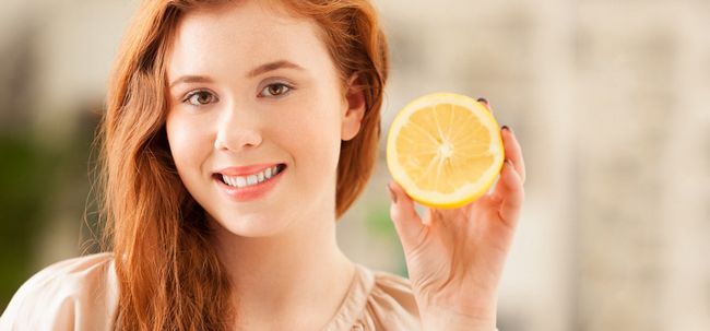 Comment teindre vos cheveux avec le jus de citron?
