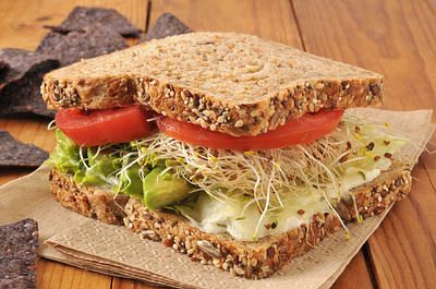 blé entier en sandwich veggie