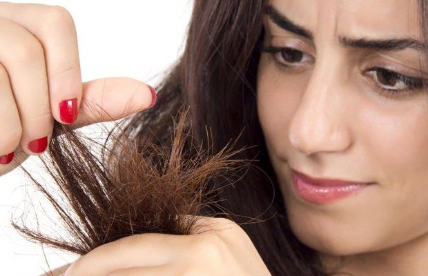 Top remèdes pour traiter les cheveux split se termine à la maison naturellement