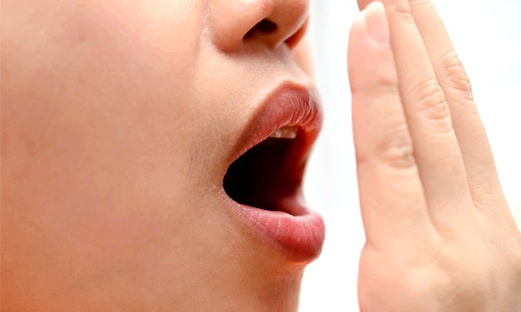 15 remèdes maison pour éliminer les mauvaises Breath rapide