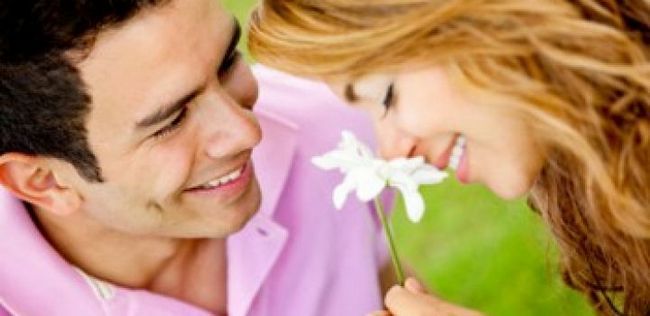 10 CONSEILS FABULEUX sur comment obtenir un petit ami