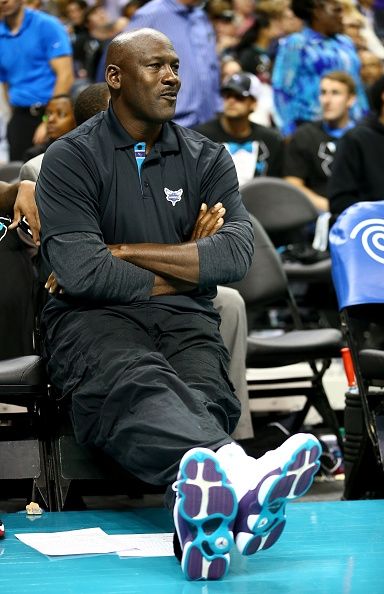 Michael Jordan aux Milwaukee Bucks vs Charlotte Hornets jeu.