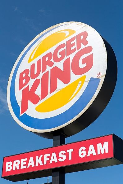 Burger king saute sur train en marche de santé avec les réglages du menu pour enfants