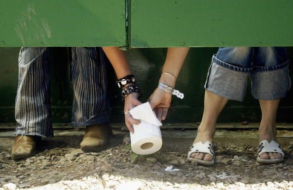 La constipation est une des raisons croissantes de visites à la salle d'urgence. La constipation est une des raisons croissantes de visites à la salle d'urgence.