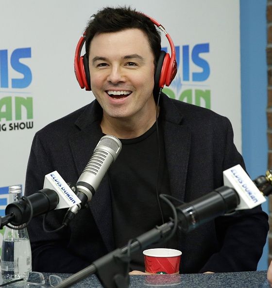 Seth MacFarlane à la Elvis Duran Z100 Morning Show.