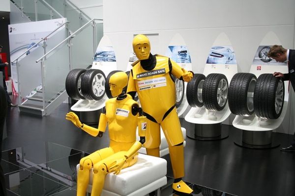 mannequins de crash test