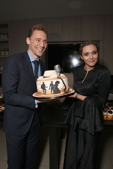 Tom Hiddleston, Elizabeth Olsen, de la romance