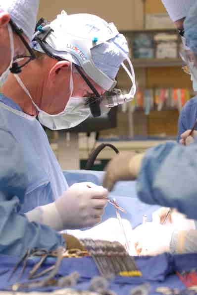 Les experts préfèrent maintenant le bras de l'aine pour les procédures d'angiographie