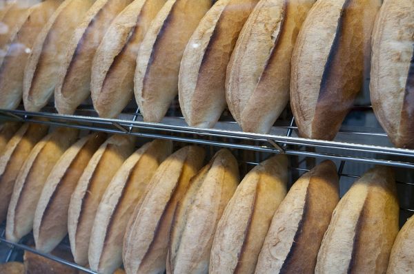 Les agriculteurs à Kansas financent la recherche qui peut faire du pain comme ceci à la disposition de ceux qui le peuvent't eat gluten