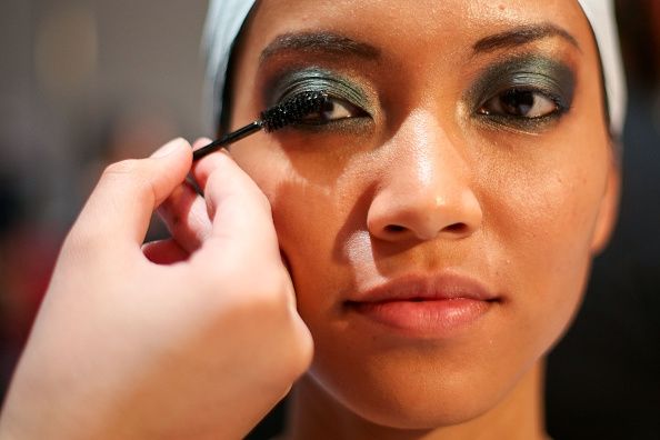 La FDA encourage les consommateurs à dénoncer les mauvaises cosmétiques