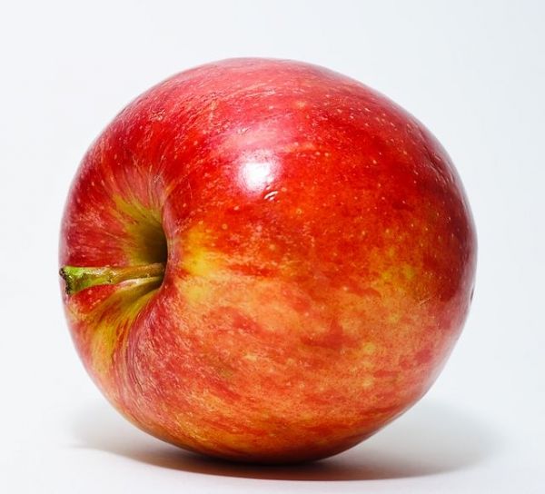 Les pommes sont un fruite et ils sont bons à consommer. En plus d'être une partie de votre repas consommation quotidienne. Il ya quelques choses que les gens ne pourraient pas savoir à propos de la nourriture que lorsque un par jour, prend le médecin.