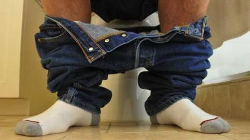 Remèdes à la maison pour la constipation de secours et de traitement Naturellement