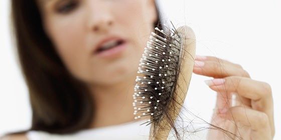 Remèdes à la maison pour la perte de cheveux traitement
