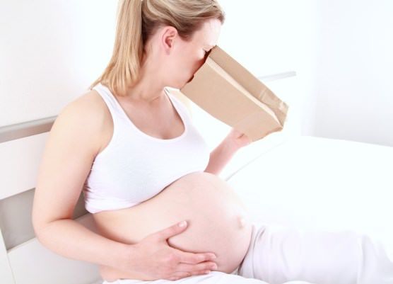 Home Remedies Pour arrêter les vomissements pendant la grossesse