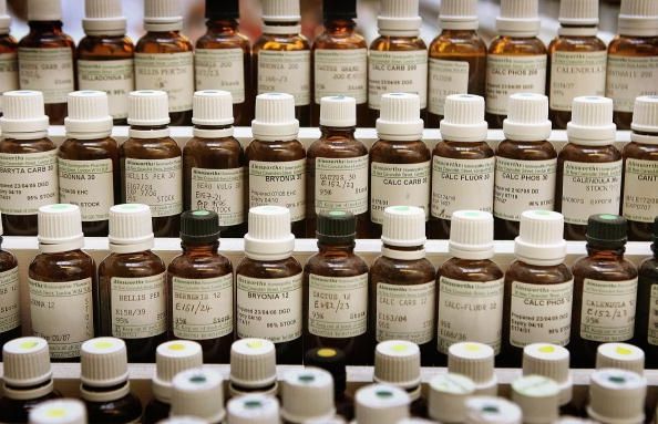 Homéopathie ne fonctionne pas, affirme une vaste étude de santé australien