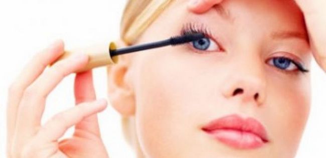 Combien de temps devrait vous garder votre maquillage? 7 CONSEILS SUR LES DATES D'EXPIRATION DE MAQUILLAGE