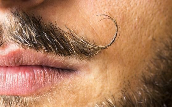 Comment faire pousser les poils du visage ou de la barbe rapide Hommes
