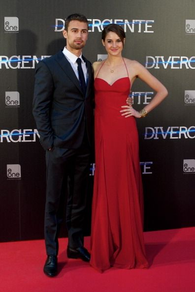 Theo James et Shailene Woodley à la première de Madrid & # 034-divergent 