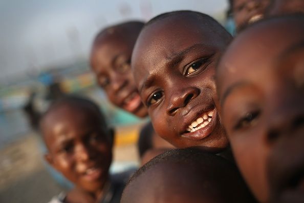 Enfants au Liberia, où l'épidémie d'Ebola a été terriblement proche d'être déclarés sur. Enfants au Liberia, où l'épidémie d'Ebola a été terriblement proche d'être déclarés sur.