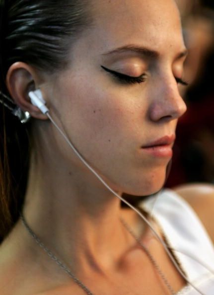 Une étude britannique a montré que l'écoute de la musique que vous aimez peut aider votre par la chirurgie.