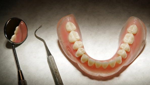 Perdre toutes vos dents peut être un marqueur de la baisse générale.