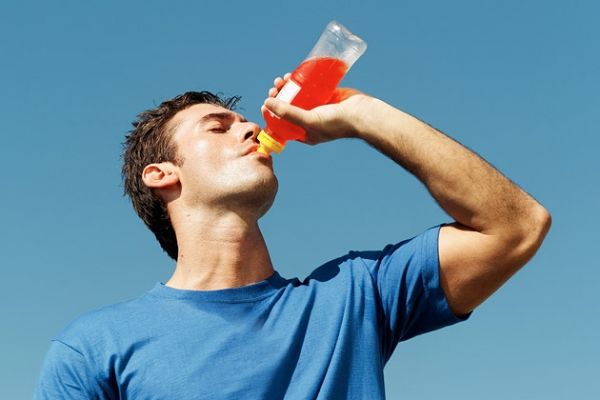 Les prestations de santé de boissons énergie reste encore à prouver: médecins