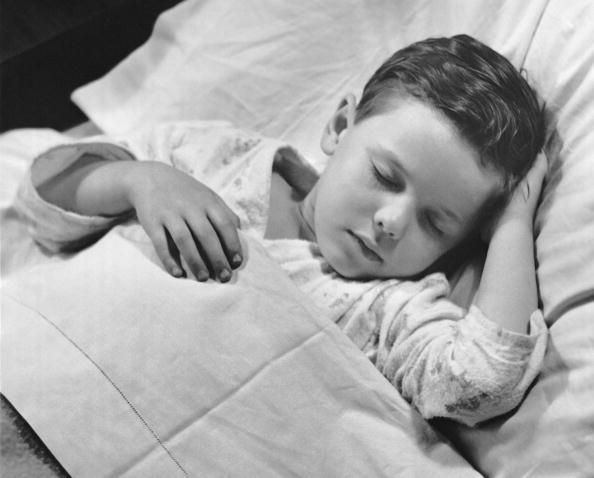 Obtenir moins de 6 heures de sommeil par nuit a été liée à des facteurs de risque accrus pour plusieurs maladies.