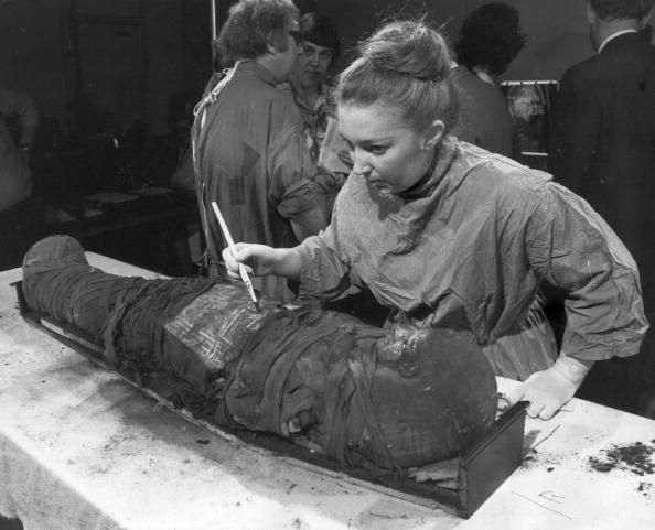 La plus ancienne de la tuberculose rénale possible représentée dans une momie