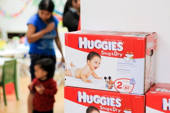 Les parents prétendent verre trouvé dans les lingettes pour bébés Huggies: «Je suis tellement navré»