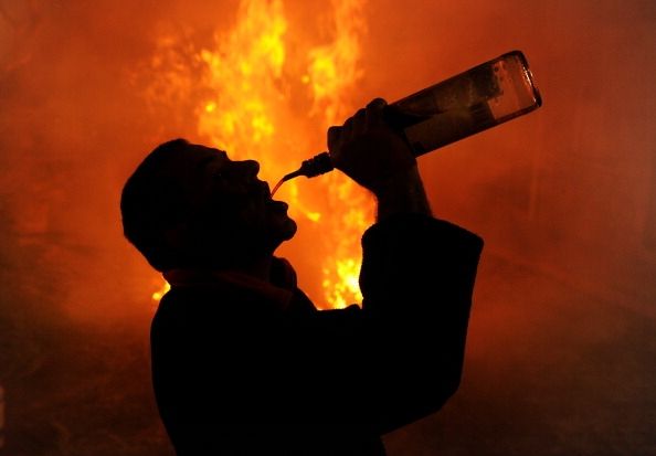 Demander aux gens à propos de leur consommation d'alcool typique ne peut pas donner une représentation exacte. Vous avez besoin de poser des questions sur les week-ends et les occasions spéciales. Demander aux gens à propos de leur consommation d'alcool typique ne peut pas donner une représentation exacte. Vous avez besoin de poser des questions sur les week-ends et les occasions spéciales.