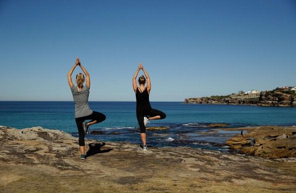 Personnes atteintes d'arthrite peuvent bénéficier du yoga