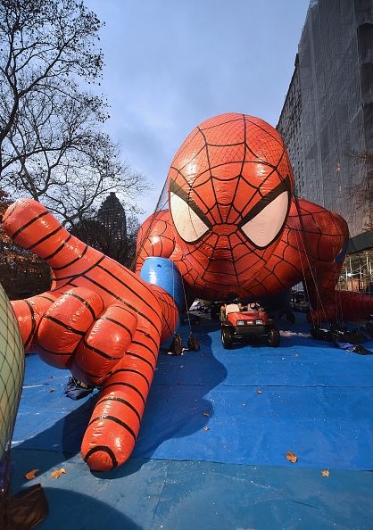 Spider-Man ballon à la 88e Macy annuel's Thanksgiving Day Parade.
