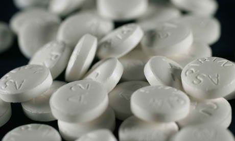 Les avantages à long terme de l'utilisation de l'aspirine remplace risques pour la santé dans le cancer