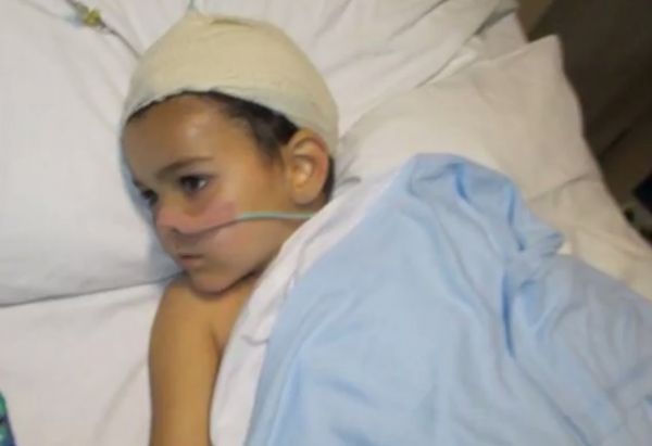 Manquant Garçon avec Brain Tumor