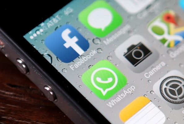 Fackbook acquiert WhatsApp Pour $ 16 milliards