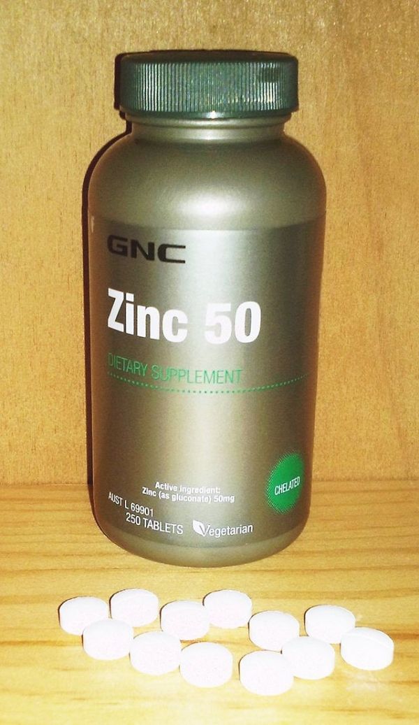Le zinc est comme un mécanicien de 24 heures, sur appel peau. Il aide la réparation des tissus endommagés et à guérir les plaies.